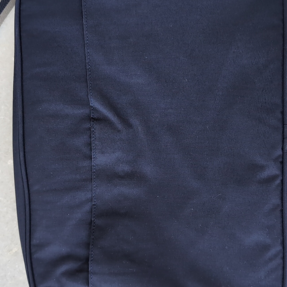 Eastpak Shoulder Bag - Picture 5 of 9